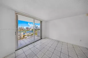 6900 Bay Dr, Miami Beach, FL 33141 - Photo 7