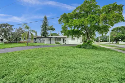 1220 NE 8th St, Pompano Beach, FL 33060 - Photo 29