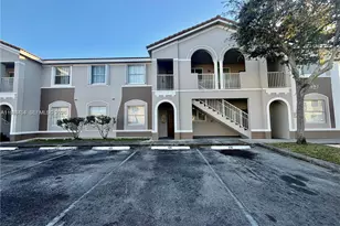 1543 SE 25th St, Homestead, FL 33035 - Photo 1