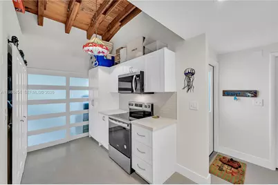 7018 SW 53rd Ln, Miami, FL 33155 - Photo 9