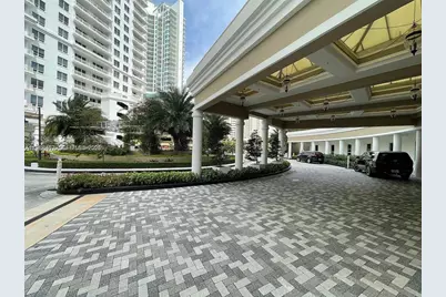 701 Brickell Key Dr #1611, Miami, FL 33131 - Photo 21