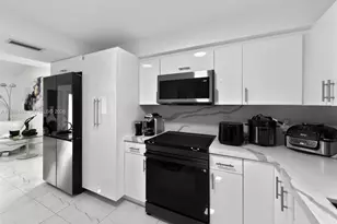 19800 NW 5th Ave, Miami Gardens, FL 33169 - Photo 5