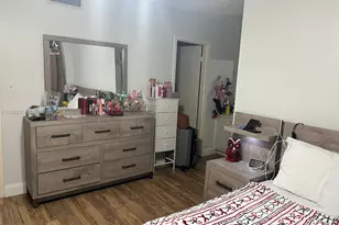 301 N Pine Island Rd, Plantation, FL 33324 - Photo 7