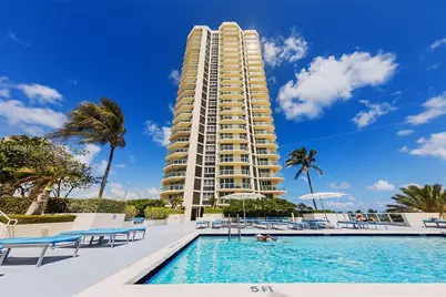 7330 Ocean Ter #20-C, Miami Beach, FL 33141 - Photo 1