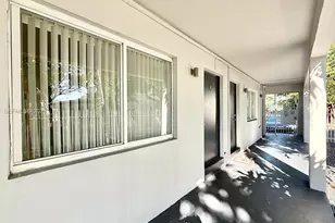 42 SW 14th St, Dania Beach, FL 33004 - Photo 3