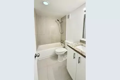 42 SW 14th St #103, Dania Beach, FL 33004 - Photo 13