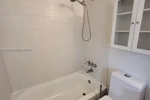 1008 Jefferson Ave, Miami Beach, FL 33139 - Photo 11