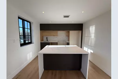 1716 SW 11 St #4, Miami, FL 33135 - Photo 3