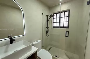 1716 SW 11th St, Miami, FL 33135 - Photo 9