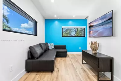 12885 N Bayshore Dr, North Miami, FL 33181 - Photo 27