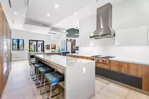 12885 N Bayshore Dr, North Miami, FL 33181 - Photo 11