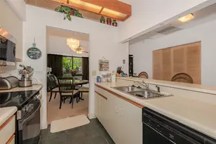 1172 NW 122nd Terrace, Pembroke Pines, FL 33026 - Photo 7