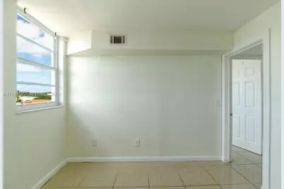 1990 Marseille Dr #402, Miami Beach, FL 33141 - Photo 31