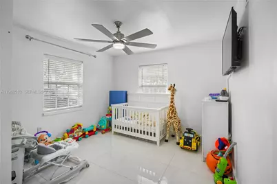 1803 SW 43rd Way, Fort Lauderdale, FL 33317 - Photo 15