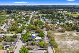 1803 SW 43rd Way, Fort Lauderdale, FL 33317 - Photo 39