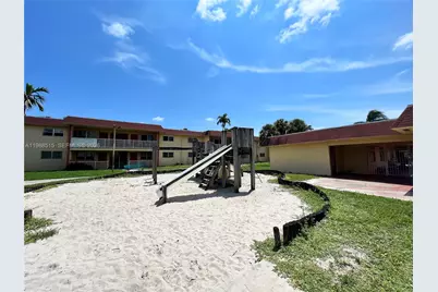 850 E Commercial Blvd #216B, Oakland Park, FL 33334 - Photo 17