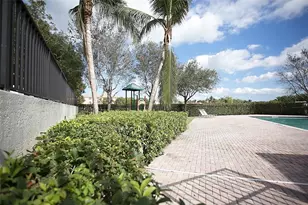 2409 SW 99th Way, Miramar, FL 33025 - Photo 25