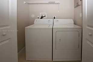 2409 SW 99th Way, Miramar, FL 33025 - Photo 21