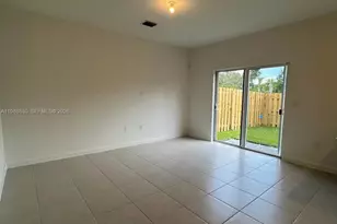 11965 NW 47th Manor, Coral Springs, FL 33076 - Photo 5