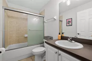 4546 Bay Spring Ct, Tampa, FL 33611 - Photo 17