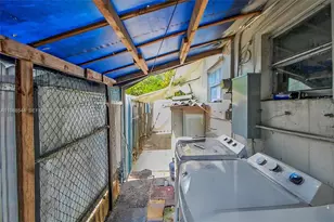 2900 NW 95th St, Miami, FL 33147 - Photo 45