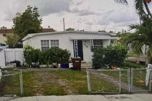 528 E 10th St, Hialeah, FL 33010 - Photo 1
