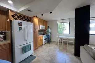 8215 SW 152nd Ave, Miami, FL 33193 - Photo 7