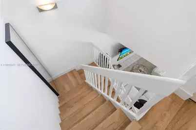 1120 Canella Ln, Hollywood, FL 33019 - Photo 17