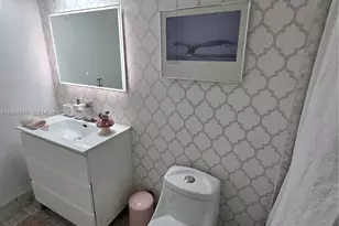 2750 NE 183rd St, Aventura, FL 33160 - Photo 11