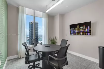 121 NE 5th St #2304, Miami, FL 33132 - Photo 23