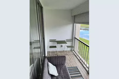 361 S Hollybrook Dr #206, Pembroke Pines, FL 33025 - Photo 7