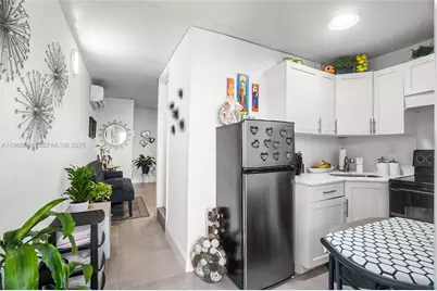 7695 NW 178th Ter #1, Hialeah, FL 33015 - Photo 5