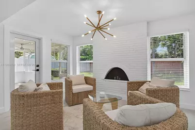 370 NW 48th Ct, Oakland Park, FL 33309 - Photo 11