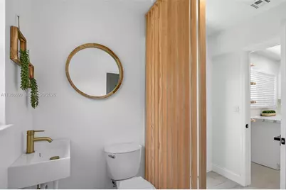 370 NW 48th Ct, Oakland Park, FL 33309 - Photo 15