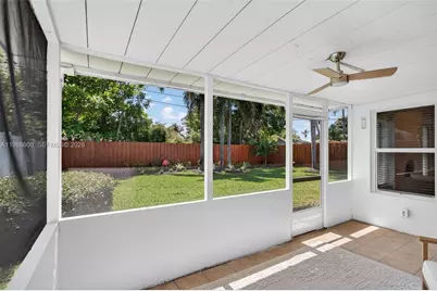 370 NW 48th Ct, Oakland Park, FL 33309 - Photo 29