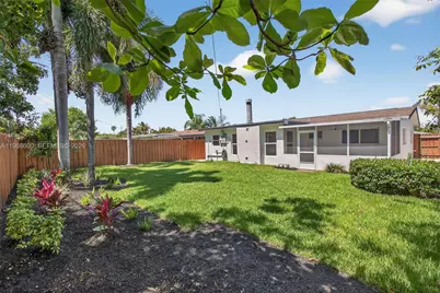 370 NW 48th Ct, Oakland Park, FL 33309 - Photo 33