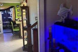 2530 W 60th Pl, Hialeah, FL 33016 - Photo 7