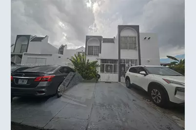 3890 W 8th Way #40, Hialeah, FL 33012 - Photo 1