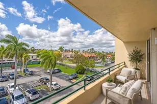 8320 NW 8th St, Miami, FL 33126 - Photo 13