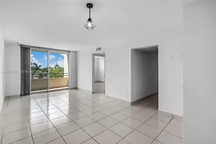 8320 NW 8th St, Miami, FL 33126 - Photo 25