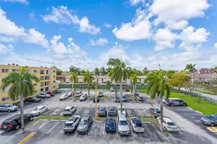 8320 NW 8th St, Miami, FL 33126 - Photo 21