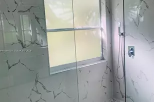 9454 NW 8th Cir, Plantation, FL 33324 - Photo 7