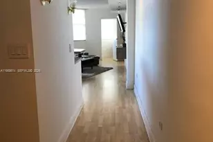 825 Brickell Bay Dr, Miami, FL 33131 - Photo 9