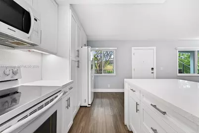 1301 SW 134th Way #313B, Pembroke Pines, FL 33027 - Photo 13