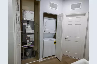 3213 SE 6th St, Homestead, FL 33033 - Photo 13