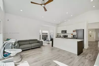 4928 SW 33rd Way, Hollywood, FL 33312 - Photo 9