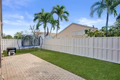 4928 SW 33rd Way, Hollywood, FL 33312 - Photo 41
