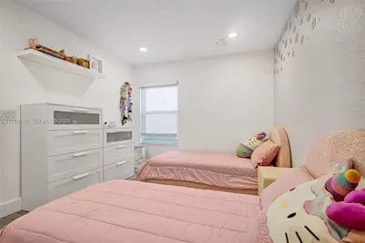 4928 SW 33rd Way, Hollywood, FL 33312 - Photo 19