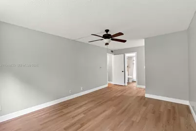 7000 Nova Dr #105E, Davie, FL 33317 - Photo 17