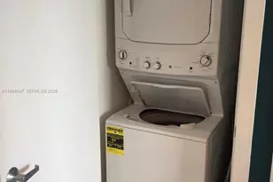 1060 Brickell Ave, Miami, FL 33131 - Photo 7